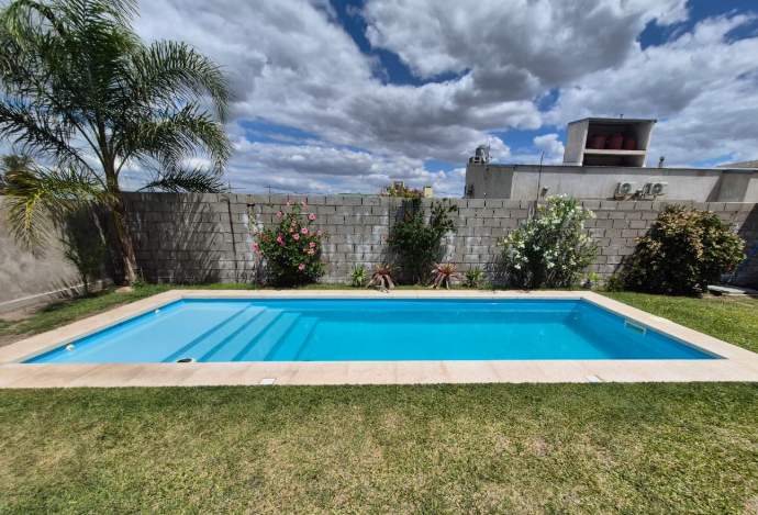 Piscina para patios amplios